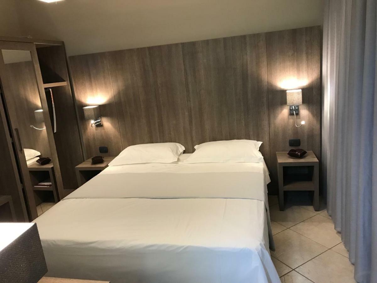 Bed and breakfast Napoli Com'Era Extérieur photo