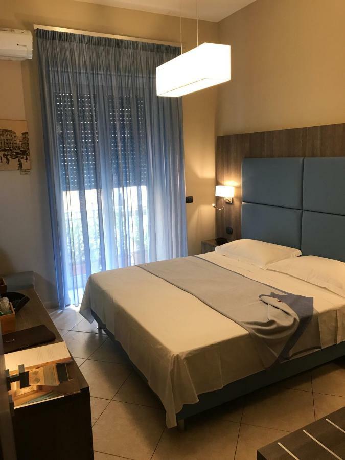 Bed and breakfast Napoli Com'Era Extérieur photo
