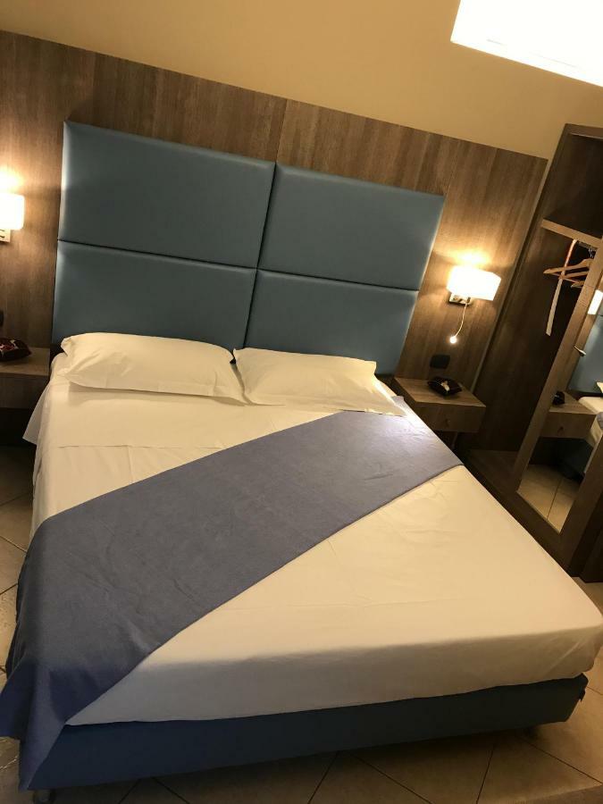Bed and breakfast Napoli Com'Era Extérieur photo